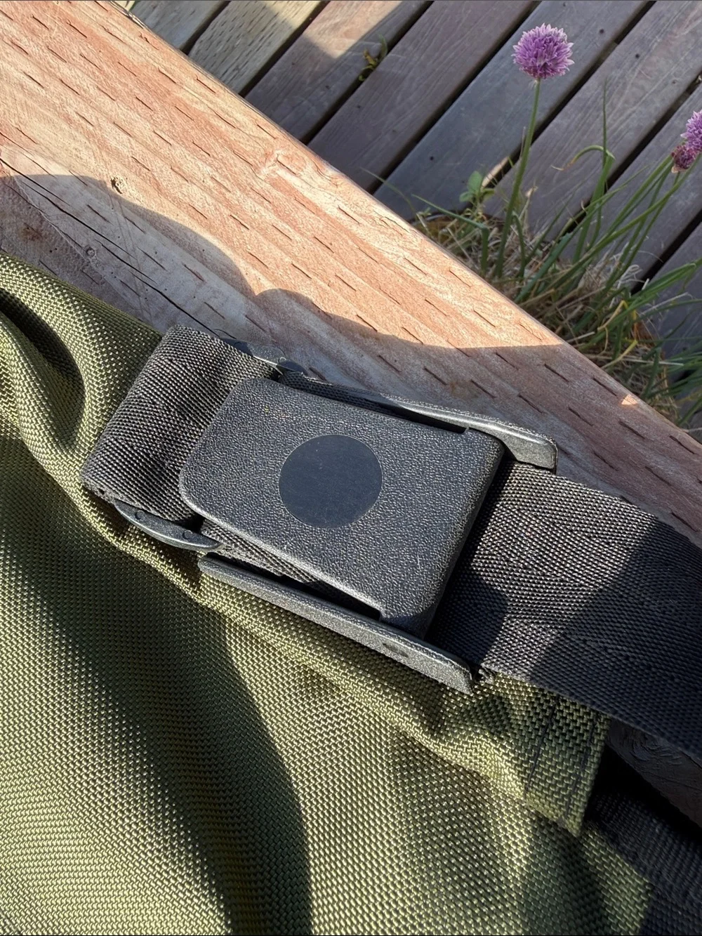 NOMAR Messenger Bag in Olive Green and Black - Crossbody Organizer